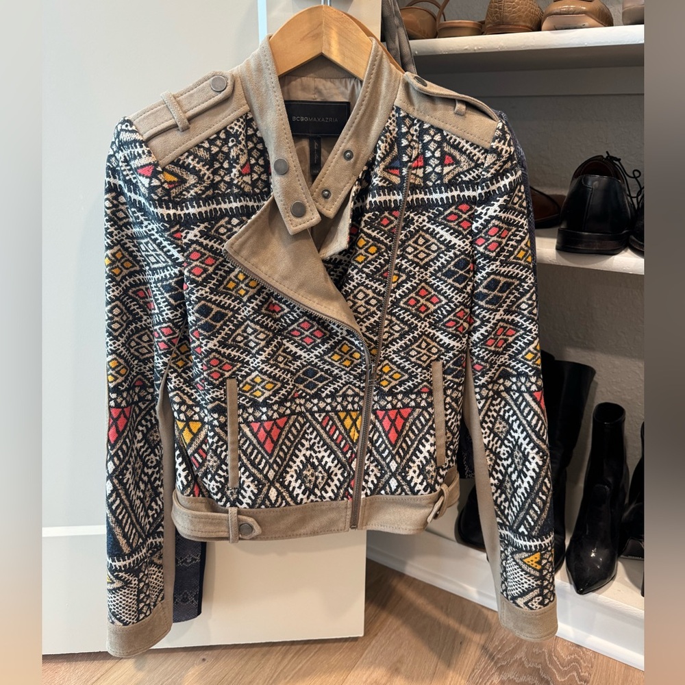 BcbgMAXAZRIA  blazer/jacket